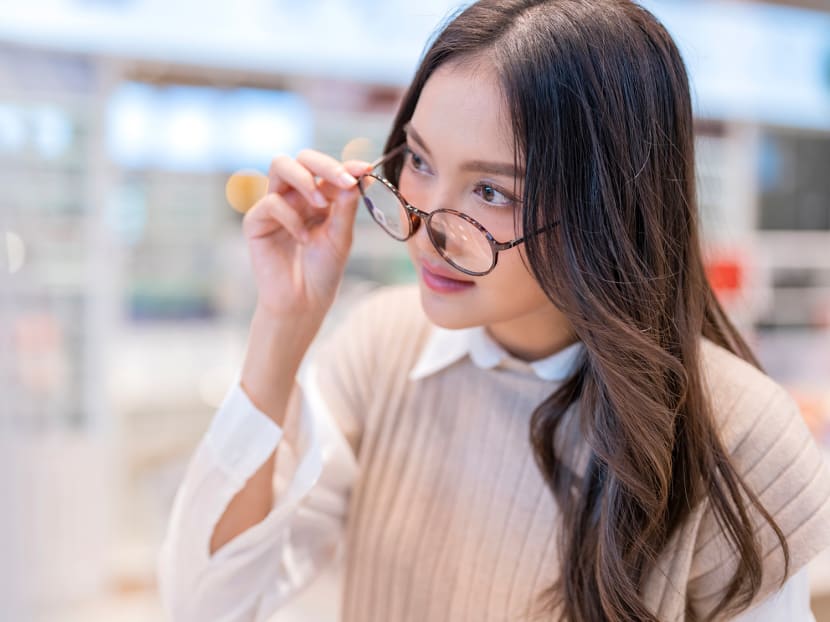 Buying prescription glasses in singapore deals